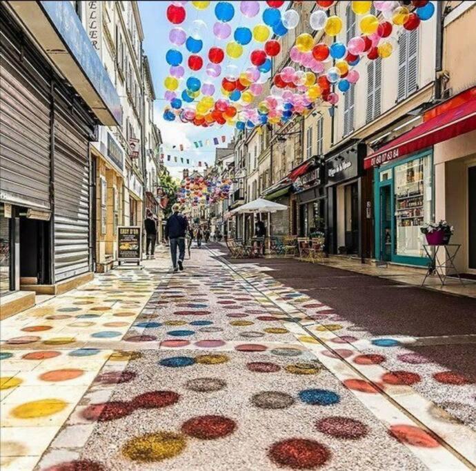Au P'Tit Lagny - Rue Pietonne Appartement Buitenkant foto